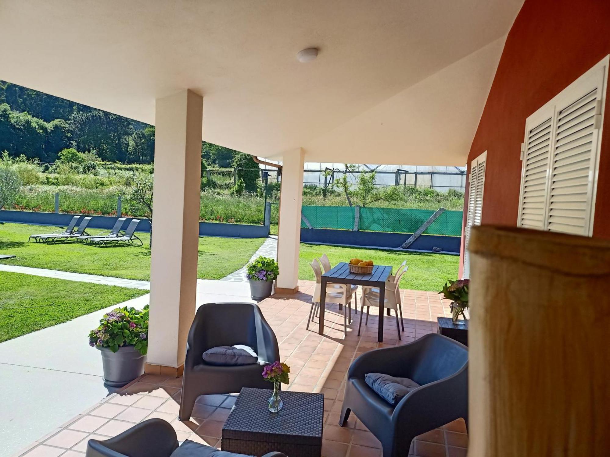 Apartamento En Bloque Vivienda Con Piscina Y Barbacoa A 15 Min De La Playa Meis Εξωτερικό φωτογραφία